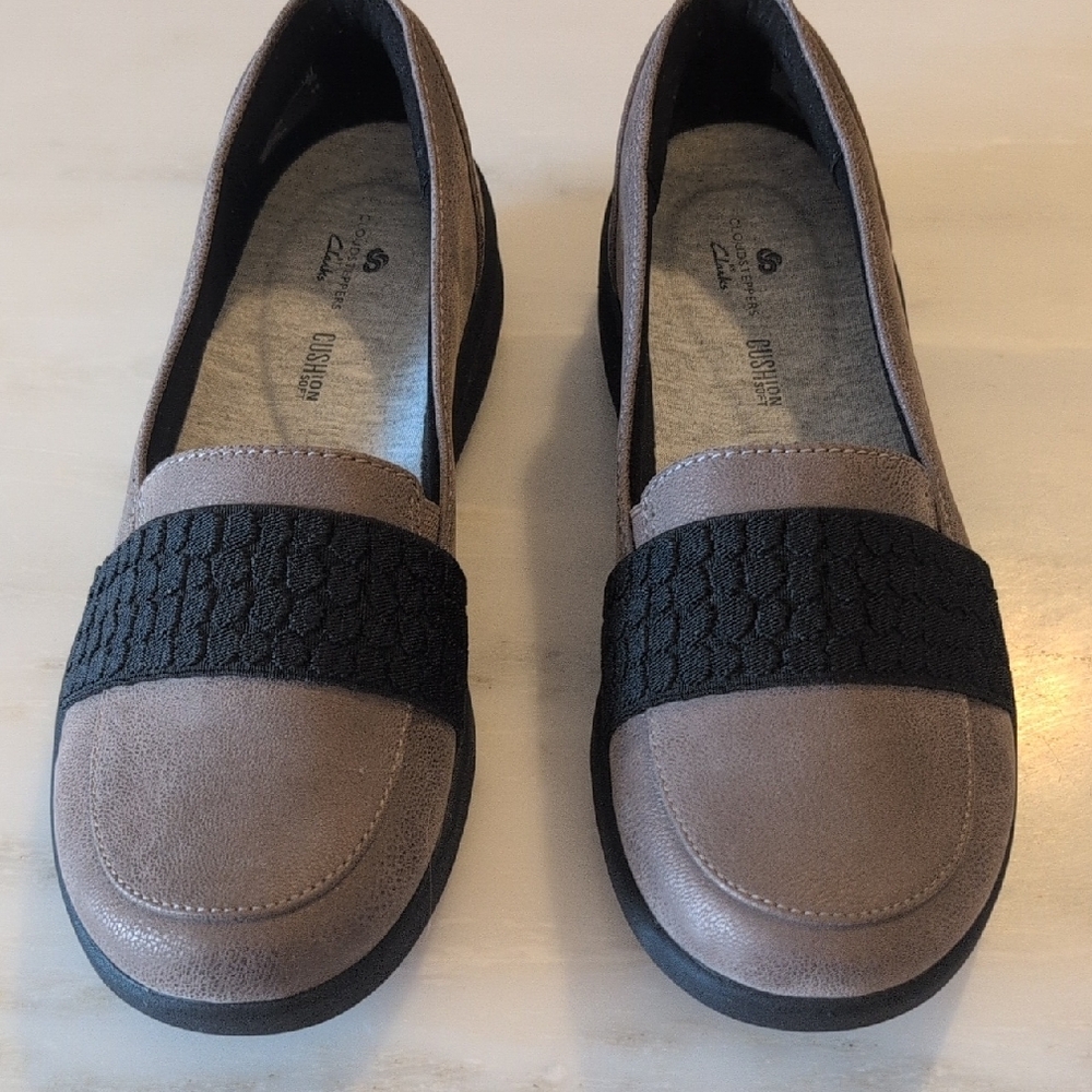 Cloudsteppers by Clarks Gray and Tan Flats for Comfort and Style